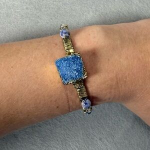 Bansri Women’s Blue Geode Cuff Bracelet Gold Tone Style BW0924 Party Indie Boho